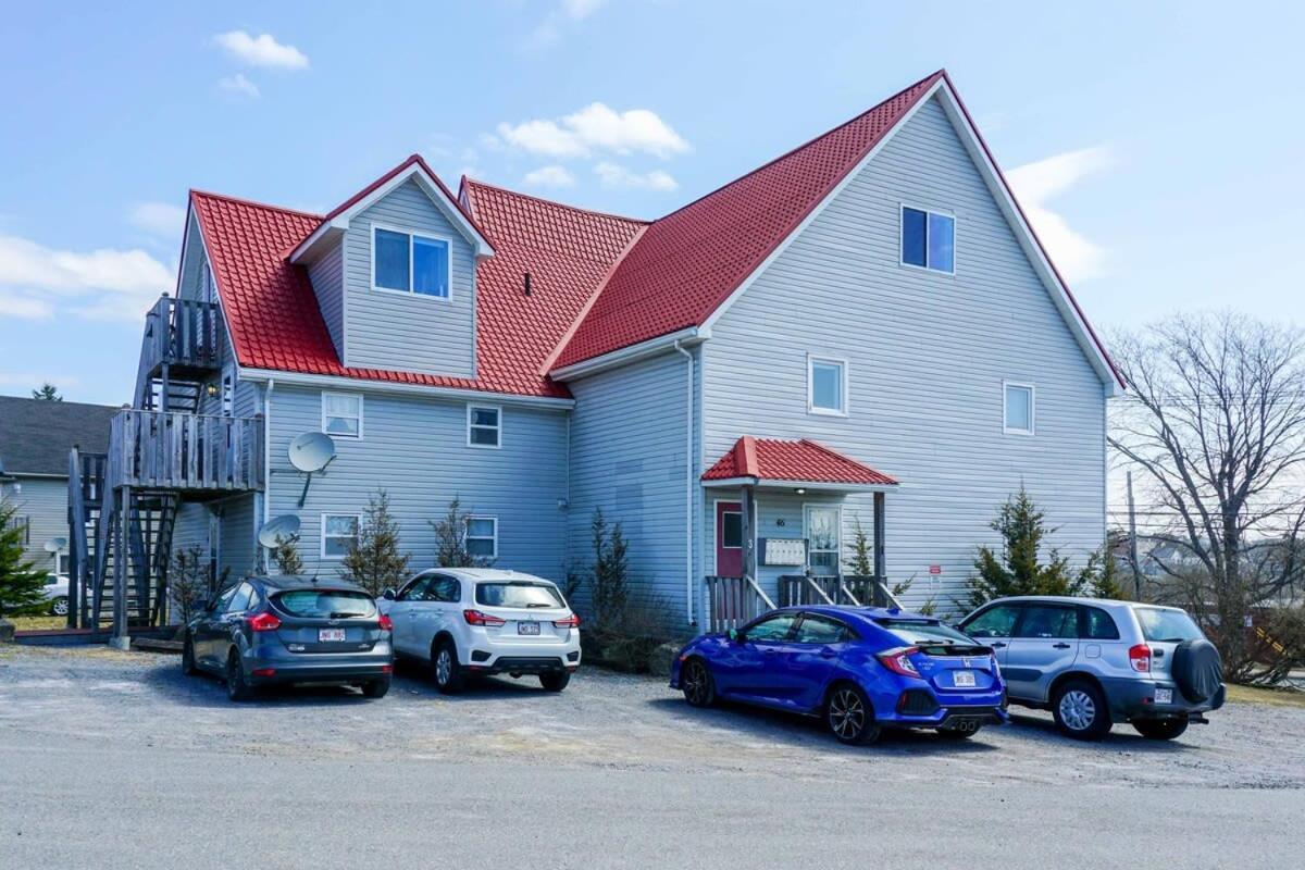Amazing Location In Saint John 2 Bedroom Modern Parking New Bagian luar foto
