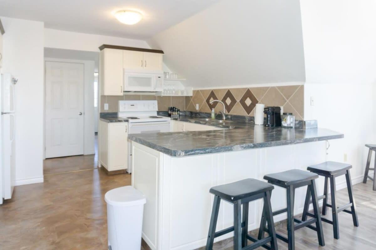 Amazing Location In Saint John 2 Bedroom Modern Parking New Bagian luar foto